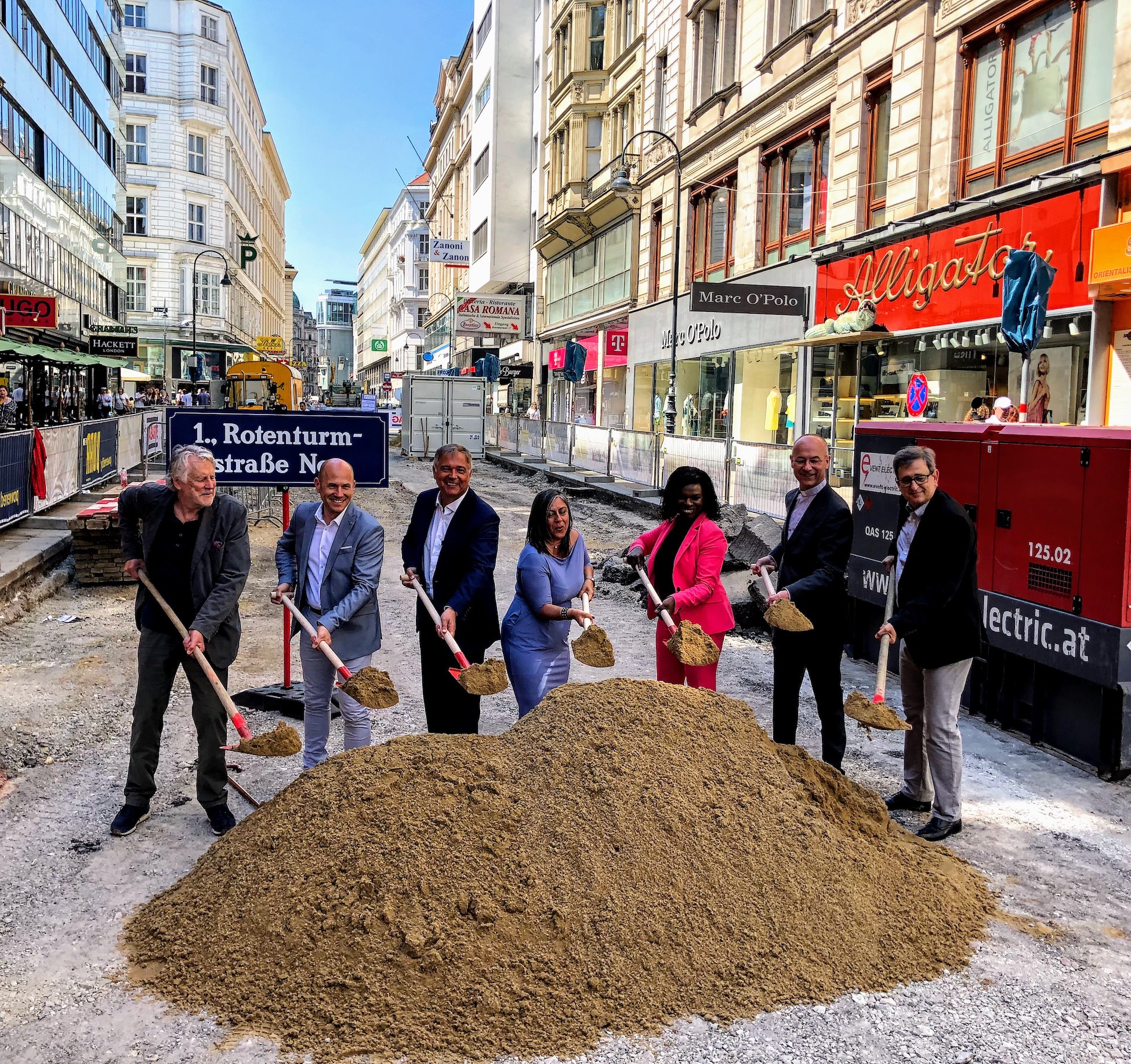 Spatenstich zum Buastart auf der Rotenturmstraße