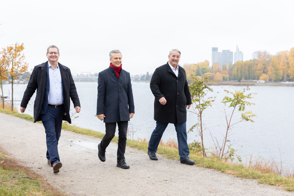 Georg Papai, Josef Taucher und Ernst Nevrivy an der Alten Donau