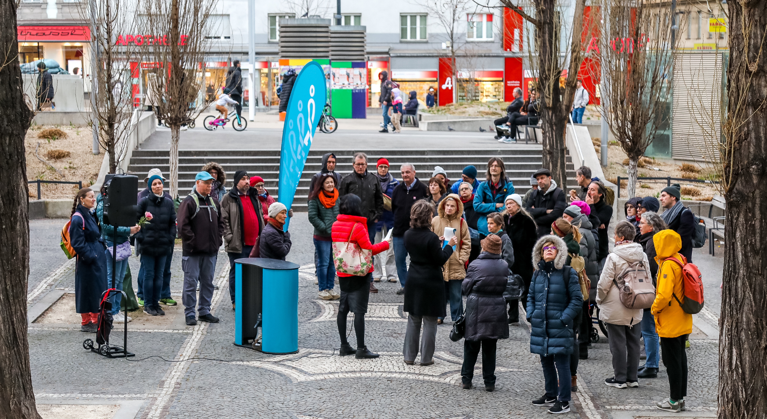 Gruppe am Reumannplatz